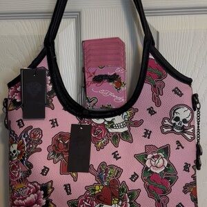 Ed Hardy Pink Floral & Skull Shoulder Bag with Black Trim/case card magnetic new